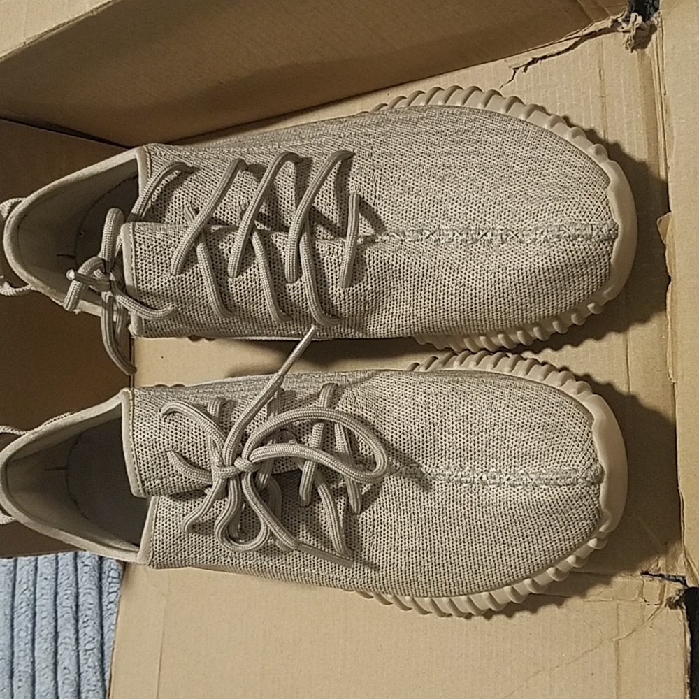 AUTHENTIC USED YEEZY BOOST 350
